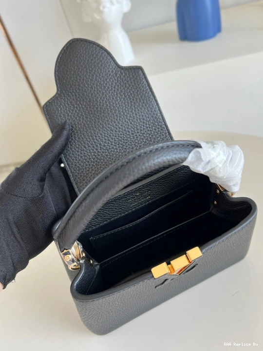 AAA Replica Ru MINI VUITTON LOUIS CAPUCINES 0813